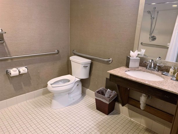 Imagen de la habitación del Hotel Doubletree By Hilton Whittier Los Angeles. Foto 15