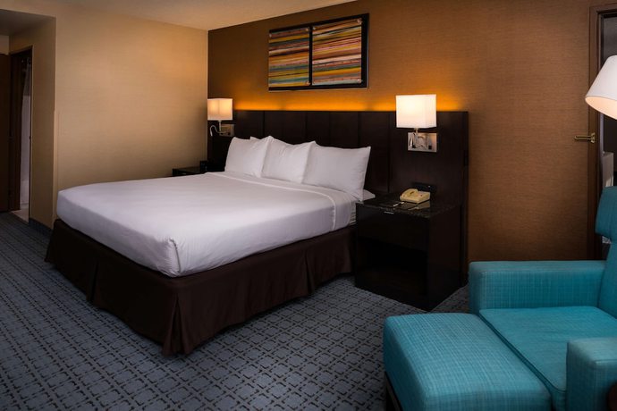 Imagen de la habitación del Hotel Doubletree By Hilton Whittier Los Angeles. Foto 16