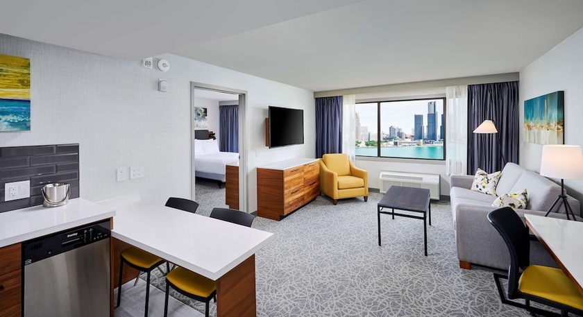 Imagen de la habitación del Hotel Doubletree By Hilton Windsor And Suites. Foto 6