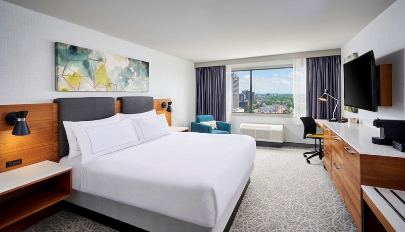 Imagen de la habitación del Hotel Doubletree By Hilton Windsor And Suites. Foto 7