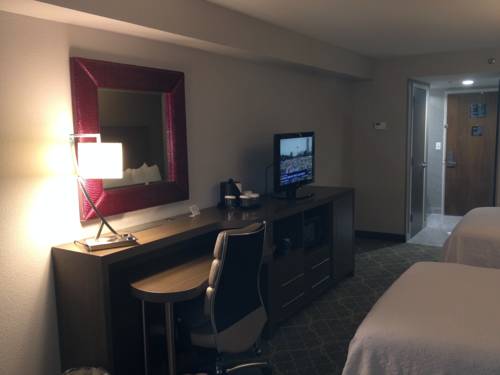 Imagen de la habitación del Hotel Doubletree By Hilton Winston Salem - University. Foto 3
