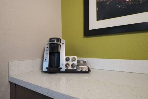 Imagen de la habitación del Hotel Doubletree By Hilton Winston Salem - University. Foto 5