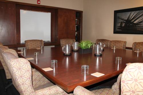 Imagen de la habitación del Hotel Doubletree By Hilton Winston Salem - University. Foto 9