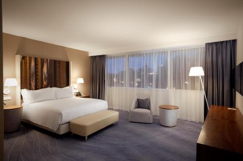 Imagen de la habitación del Hotel Doubletree By Hilton Wroclaw. Foto 7