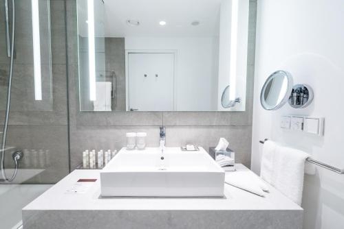 Imagen general del Hotel Doubletree By Hilton Wroclaw. Foto 5