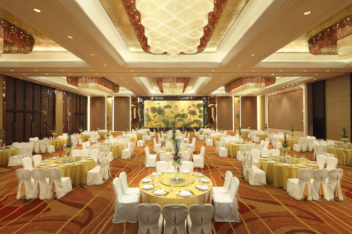 Imagen de los interiores del Hotel Doubletree By Hilton Wuhu. Foto 9