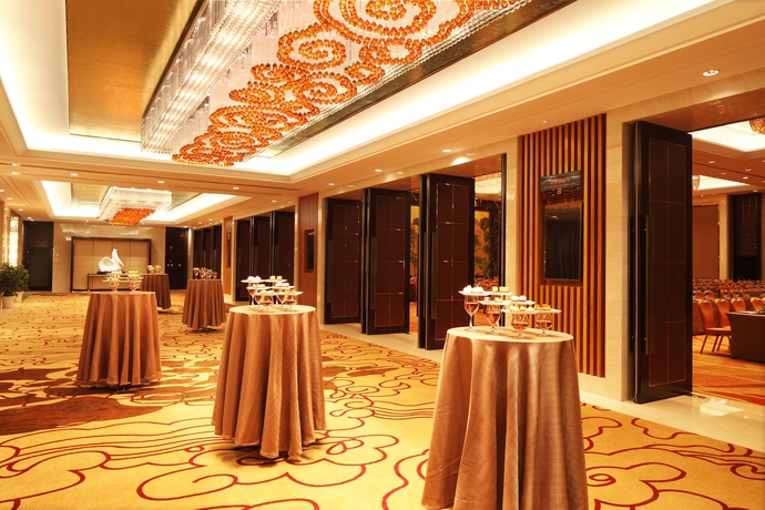 Imagen de los interiores del Hotel Doubletree By Hilton Wuhu. Foto 10