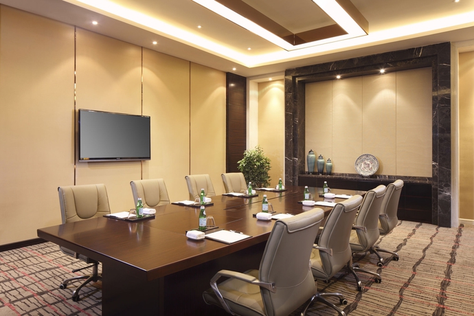 Imagen de los interiores del Hotel Doubletree By Hilton Wuhu. Foto 13