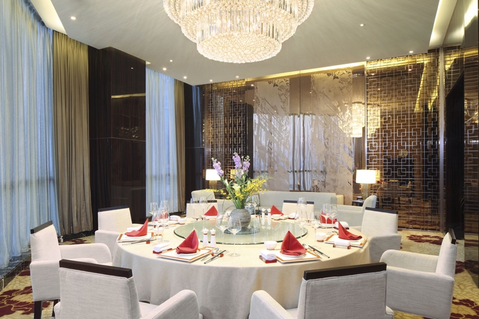 Imagen del bar/restaurante del Hotel Doubletree By Hilton Wuhu. Foto 6