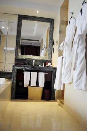 Imagen de la habitación del Hotel Doubletree By Hilton Wuxi. Foto 3