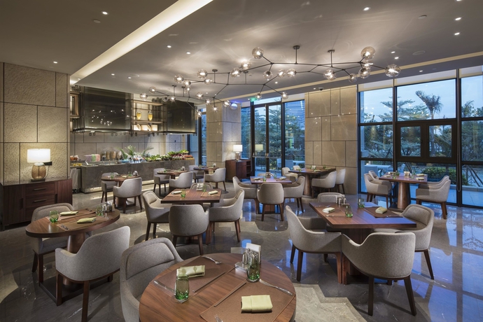 Imagen del bar/restaurante del Hotel Doubletree By Hilton Xiamen - Haicang. Foto 11