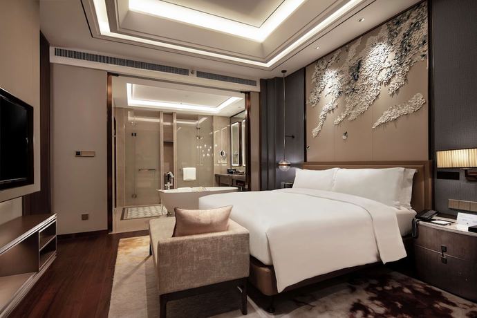 Imagen de la habitación del Hotel Doubletree By Hilton Yangzhou. Foto 8