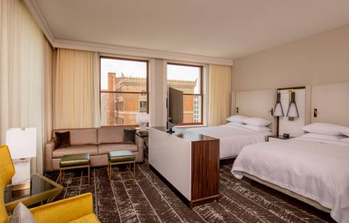 Imagen de la habitación del Hotel Doubletree By Hilton Youngstown Downtown. Foto 4