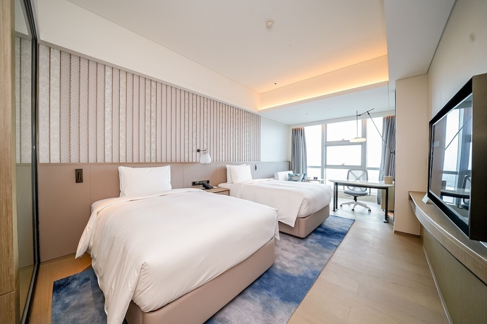 Imagen de la habitación del Hotel Doubletree By Hilton Zhuhai Hengqin. Foto 16