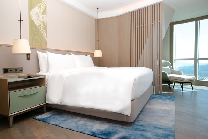Imagen de la habitación del Hotel Doubletree By Hilton Zhuhai Hengqin. Foto 17