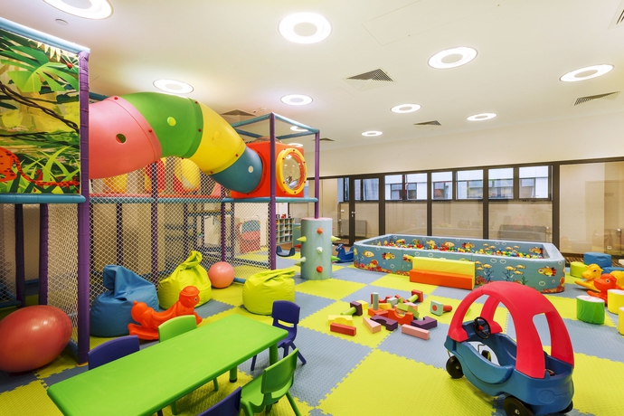 Imagen de los interiores del Hotel Doubletree By Hilton and Conference Centre Warsaw. Foto 4