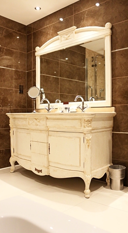 Imagen de la habitación del Hotel Doubletree By Hilton and Spa Liverpool. Foto 5