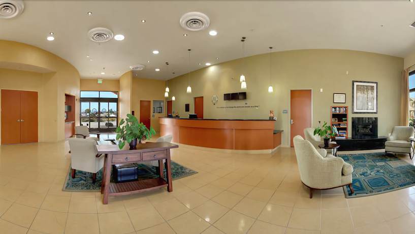 Imagen de los interiores del Hotel Doubletree By Hilton and Spa Napa Valley American Canyon. Foto 18