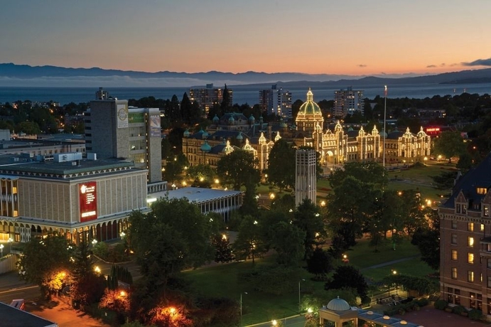 Imagen general del Hotel Doubletree By Hilton and Suites Victoria. Foto 4