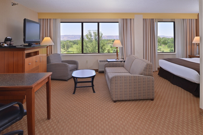 Imagen de los interiores del Hotel Doubletree Grand Junction. Foto 16