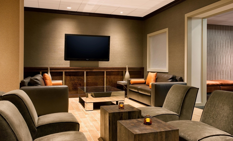 Imagen de los interiores del Hotel Doubletree Jersey City. Foto 19