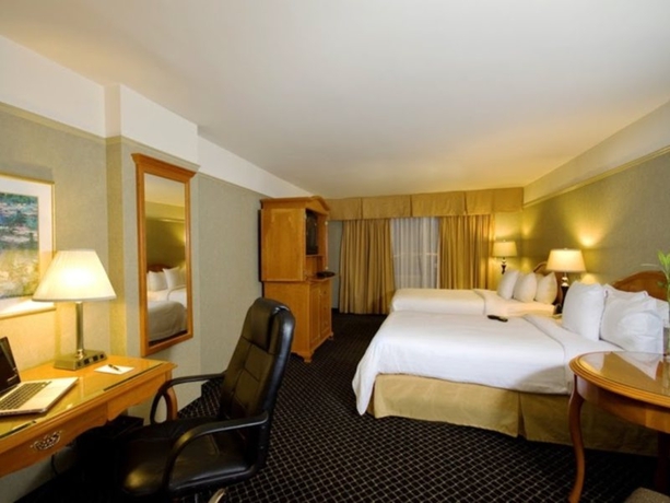 Imagen general del Hotel Doubletree Plaza Montreal. Foto 4