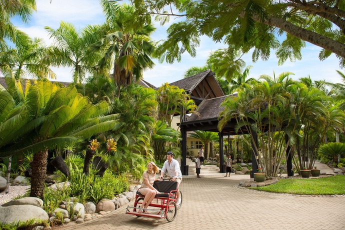 Imagen de los exteriores del Hotel Doubletree Resort By Hilton Fiji - Sonaisali Island. Foto 11