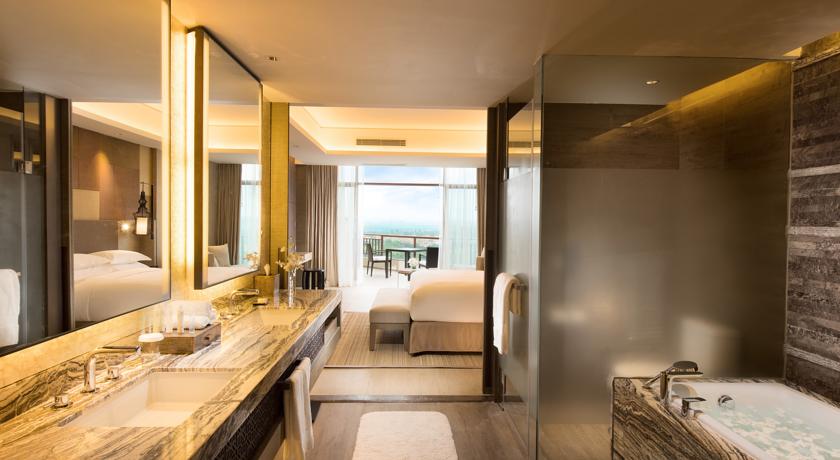 Imagen general del Hotel Doubletree Resort By Hilton Hainan Chengmai. Foto 15