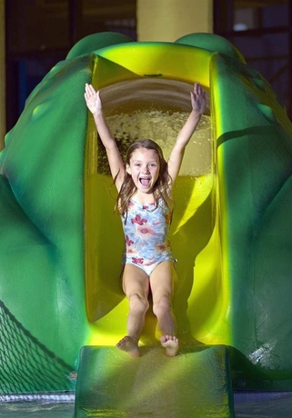 Imagen de la piscina del Hotel Doubletree Resort By Hilton Lancaster. Foto 16