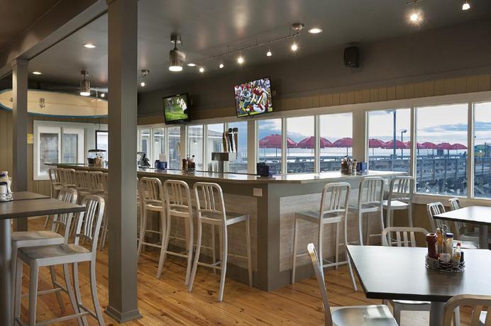 Imagen del bar/restaurante del Hotel Doubletree Resort By Hilton Myrtle Beach Oceanfront. Foto 4