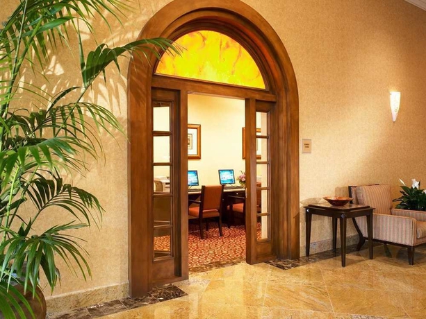 Imagen de los interiores del Hotel Doubletree Suites By Hilton Anaheim Rsrt - Conv Cntr. Foto 5