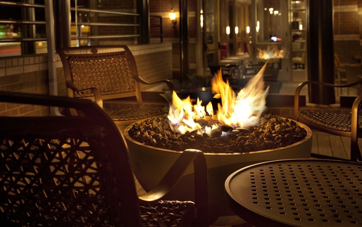 Imagen de los exteriores del Hotel Doubletree Suites By Hilton Austin. Foto 7