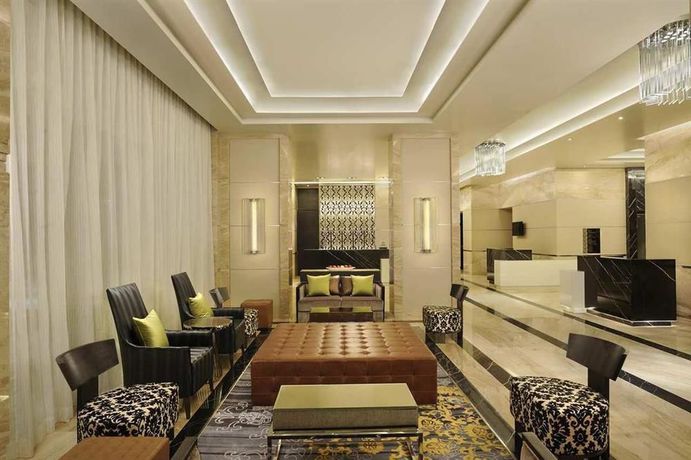 Imagen de los interiores del Hotel Doubletree Suites By Hilton Bangalore. Foto 10