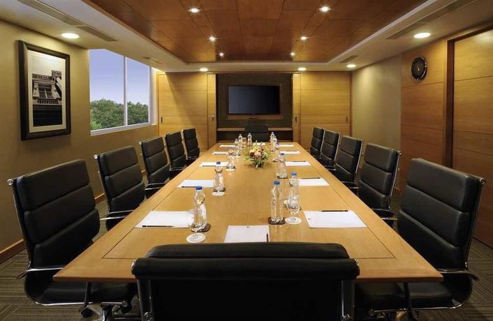 Imagen de los interiores del Hotel Doubletree Suites By Hilton Bangalore. Foto 11