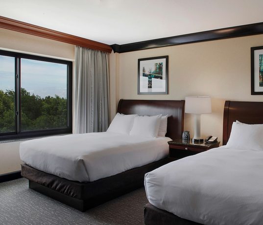 Imagen de la habitación del Hotel Doubletree Suites By Hilton Bentonville. Foto 6