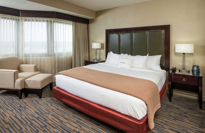 Imagen de la habitación del Hotel Doubletree Suites By Hilton Columbus Downtown. Foto 8