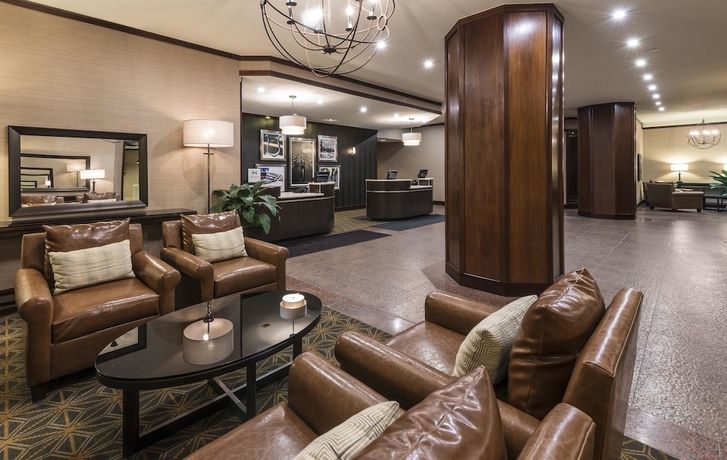 Imagen de los interiores del Hotel Doubletree Suites By Hilton Columbus Downtown. Foto 18