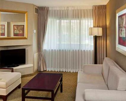 Imagen general del Hotel Doubletree Suites By Hilton Dayton - Miamisburg. Foto 2
