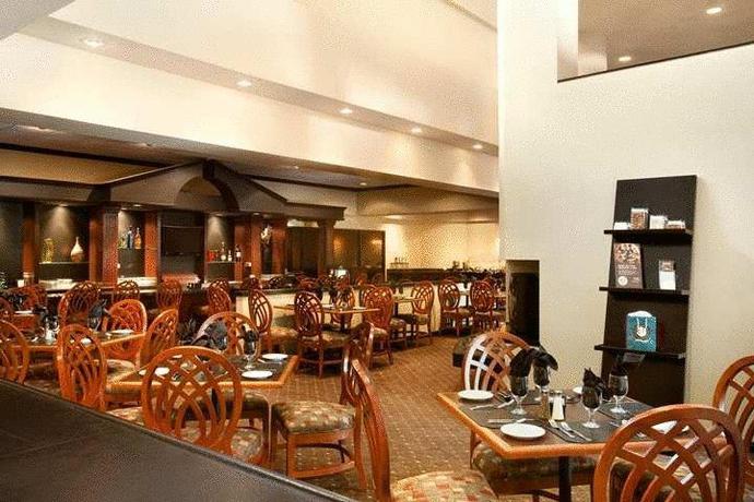 Imagen general del Hotel Doubletree Suites By Hilton Dayton - Miamisburg. Foto 10