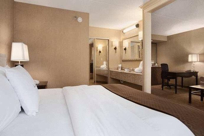 Imagen general del Hotel Doubletree Suites By Hilton Dayton - Miamisburg. Foto 11