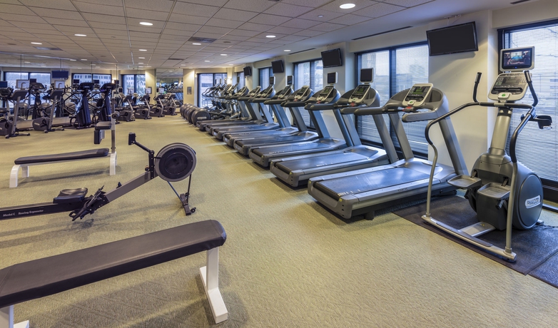 Imagen de los interiores del Hotel Doubletree Suites By Hilton Htl and Conf Cntr Downers Grove. Foto 11