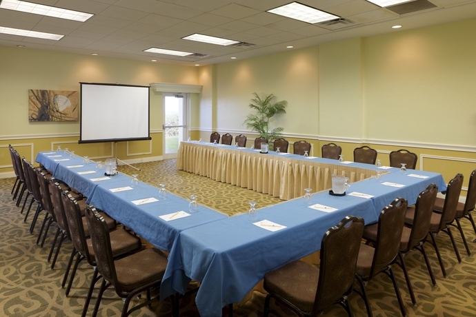 Imagen de los interiores del Hotel Doubletree Suites By Hilton Melbourne Beach Oceanfront. Foto 14