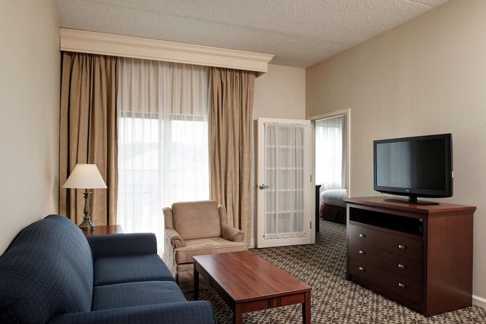 Imagen de la habitación del Hotel Doubletree Suites By Hilton Mt. Laurel. Foto 3