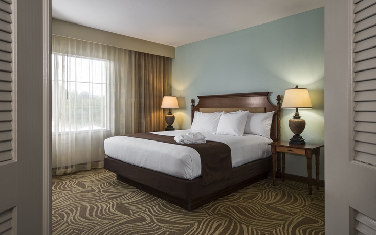 Imagen de la habitación del Hotel Doubletree Suites By Hilton Naples. Foto 5