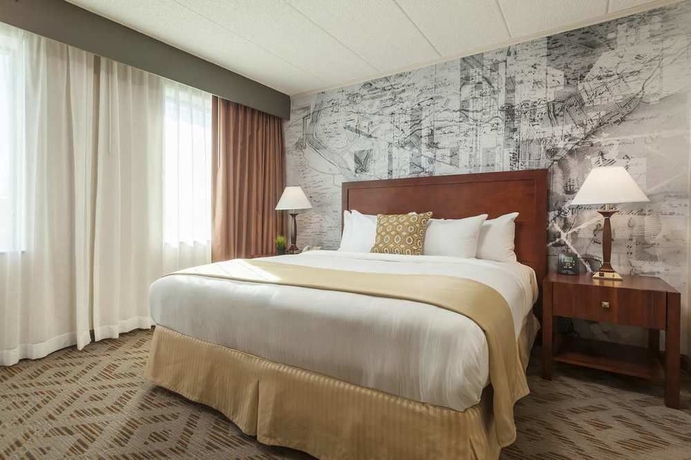 Imagen de los interiores del Hotel Doubletree Suites By Hilton Philadelphia West. Foto 10