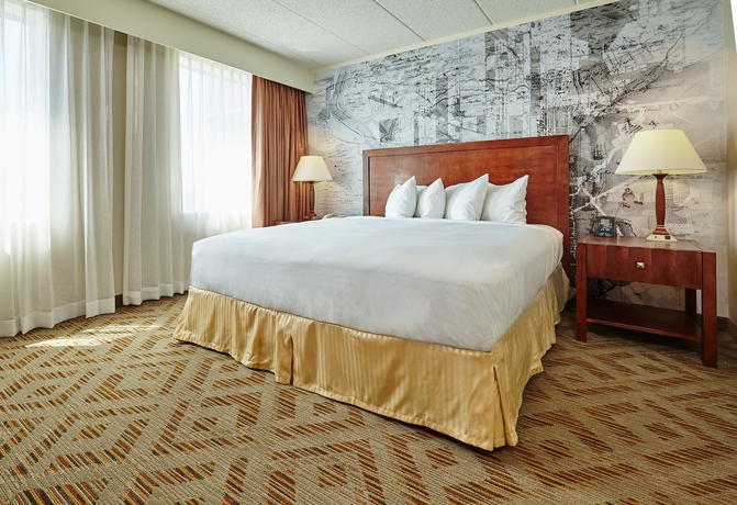 Imagen de la habitación del Hotel Doubletree Suites By Hilton Philadelphia West. Foto 5