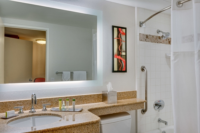 Imagen de la habitación del Hotel Doubletree Suites By Hilton Phoenix. Foto 4