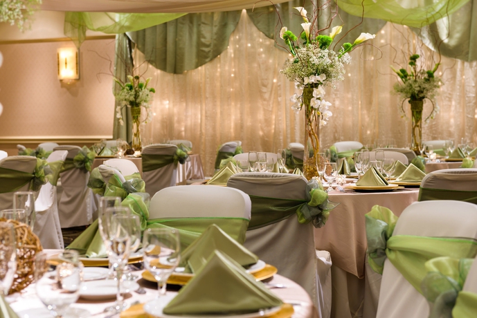 Imagen de los interiores del Hotel Doubletree Suites By Hilton Phoenix. Foto 9