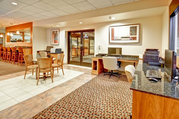 Imagen de los interiores del Hotel Doubletree Suites By Hilton Seattle Airport - Southcenter. Foto 10