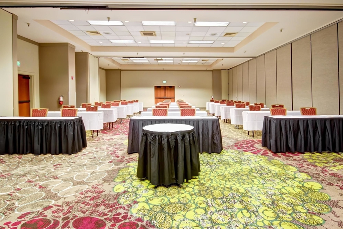Imagen de los interiores del Hotel Doubletree Suites By Hilton Seattle Airport - Southcenter. Foto 12